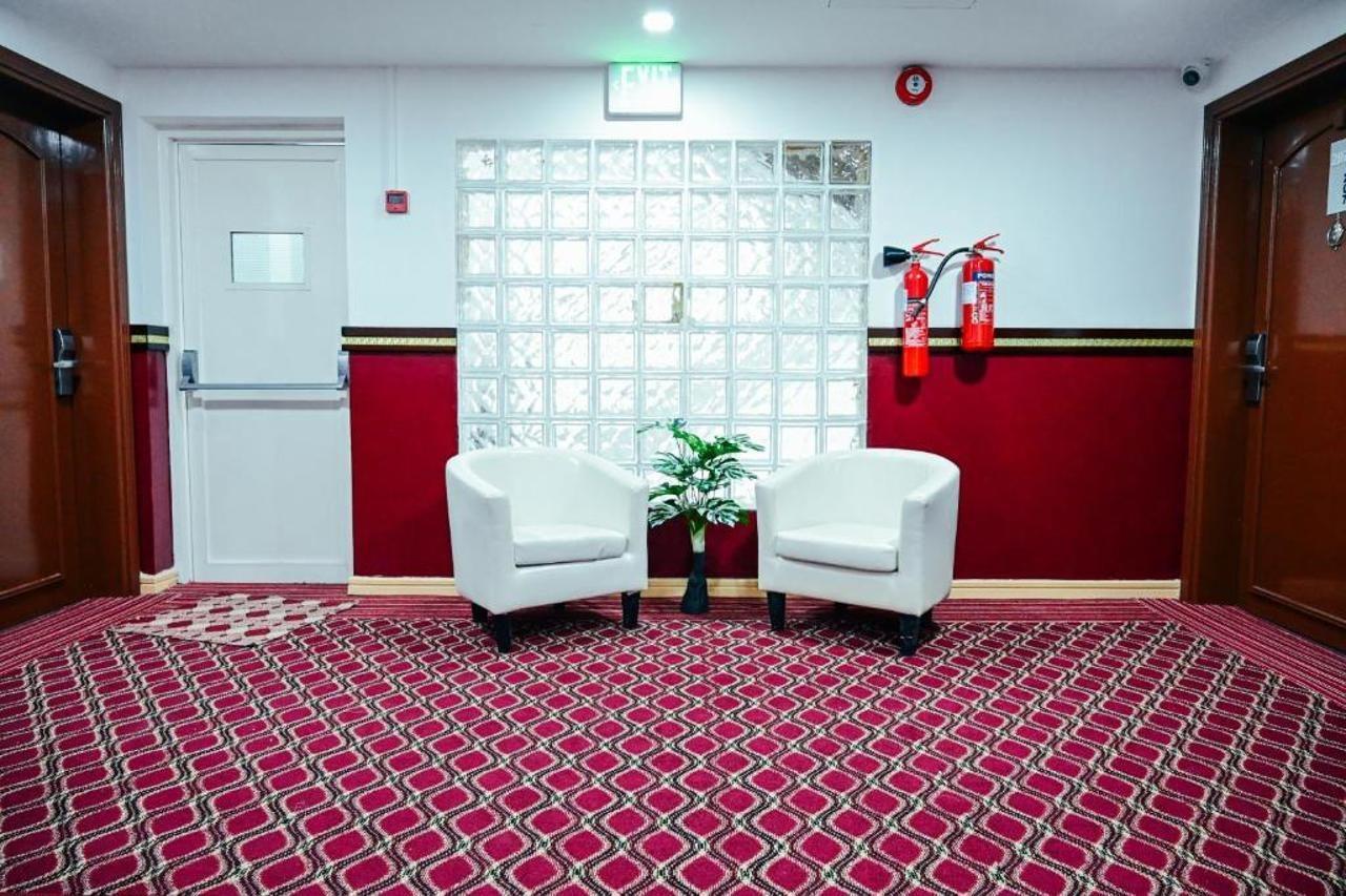 Ramee Guestline Hotel Dubai Dış mekan fotoğraf